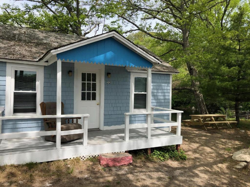 Herring Run Cabins And Inn Bourne Ngoại thất bức ảnh